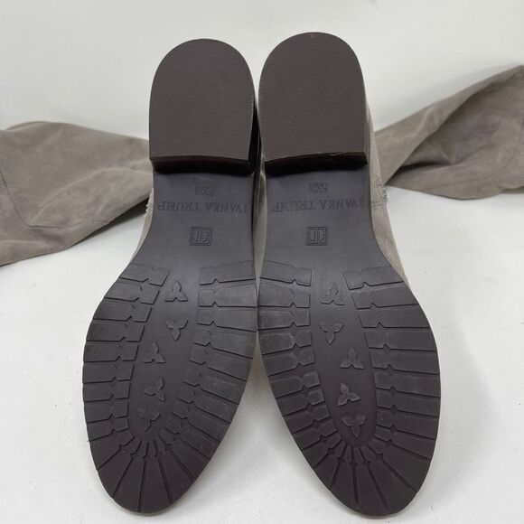 Ivanka Trump Women's Knee High Low Heel Tall Boots Faux Suede Grey Size 5.5M - Picture 5 of 9